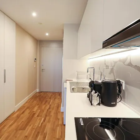 Diamond Limak, The Point Apartment *